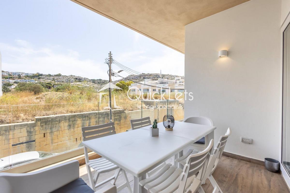 Property in Bahar ic-Caghaq