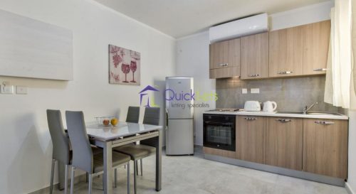 Apartments in Qawra - Image 4