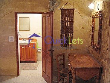 Farmhouses in Gozo - Qala - Image 3