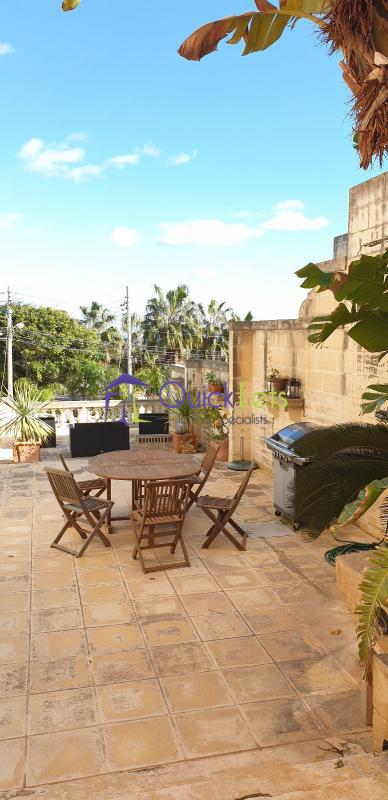 Detached Villa in Madliena - Image 5