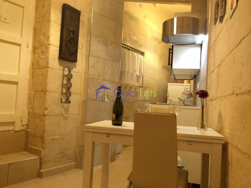 Townhouses in Sliema - Image 3