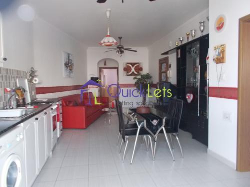 Property in Qawra