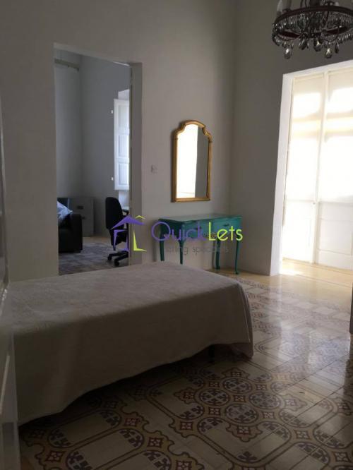 Townhouses in Sliema - Image 4