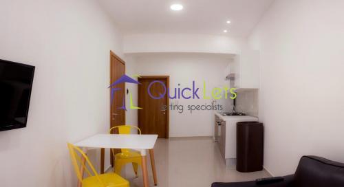 Apartments in Gzira - Image 5