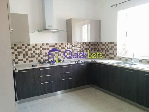 Property in Fgura