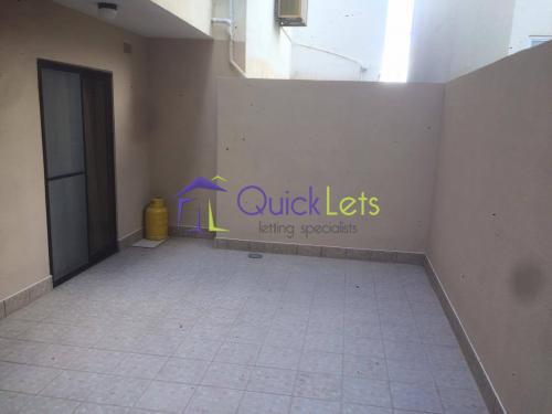 Apartments in Qawra - Image 4