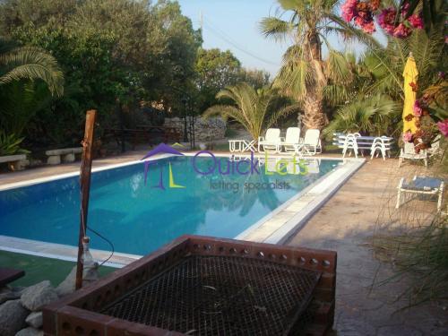 Property in Bahar ic-Caghaq