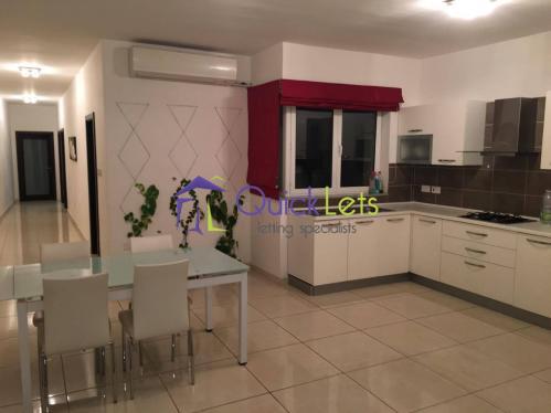 Property in Zebbug