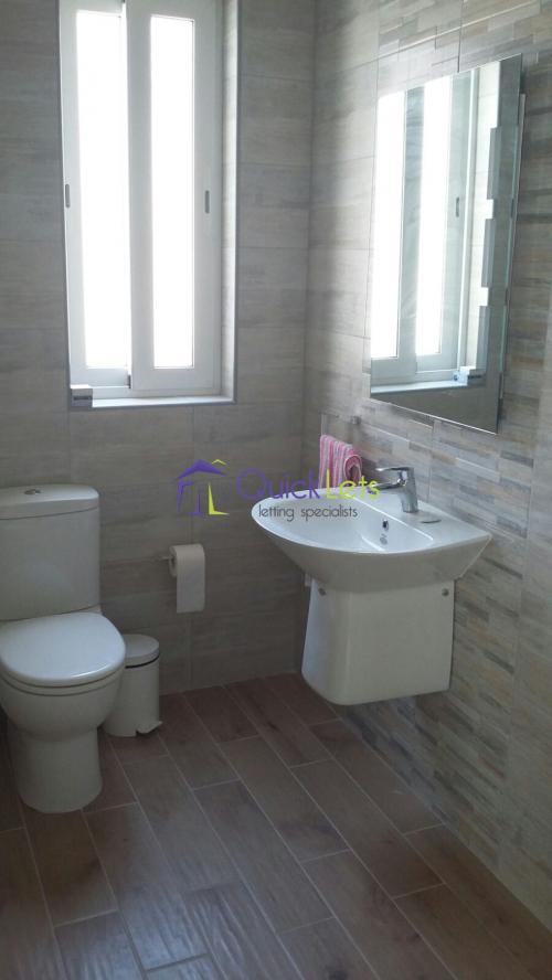 Detached Villa in Ta' l-ibragg - Image 4
