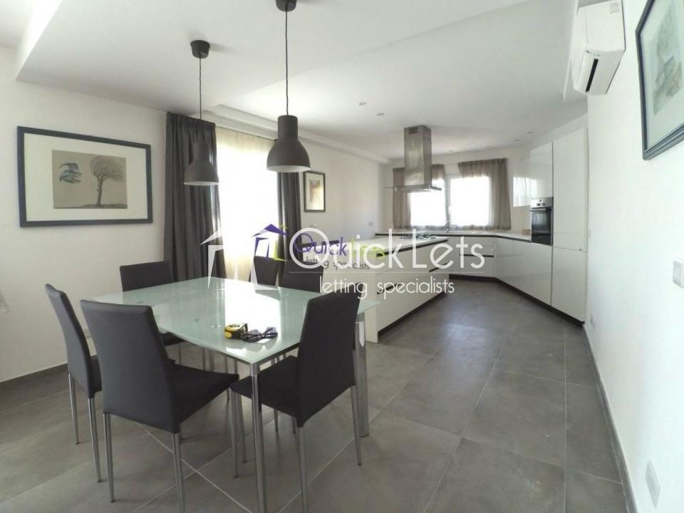 Property in Xemxija