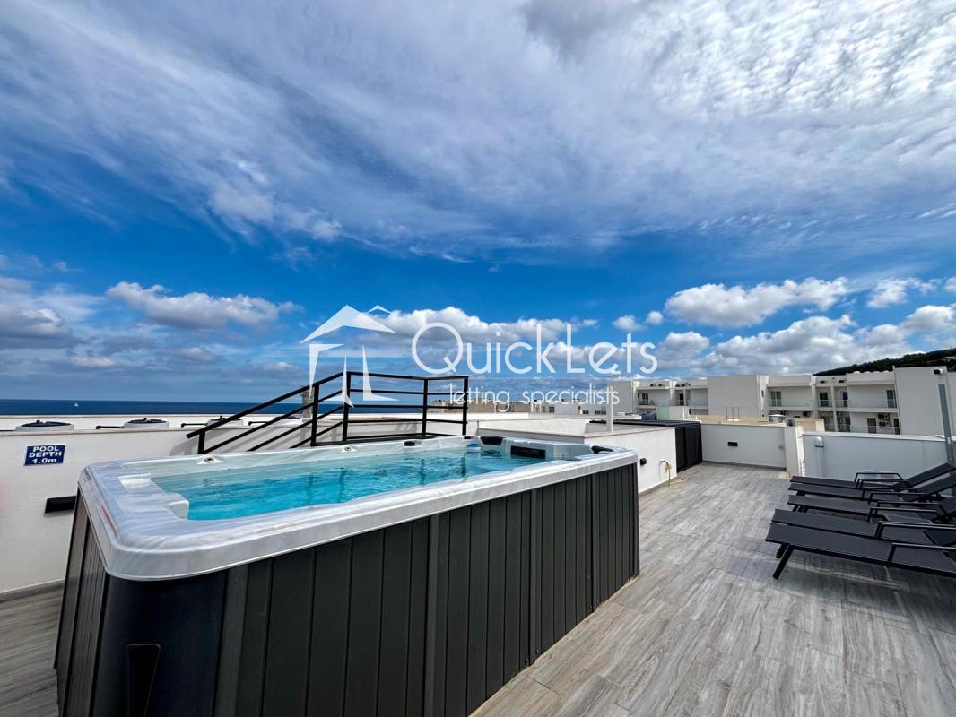 Property in Bahar ic-Caghaq