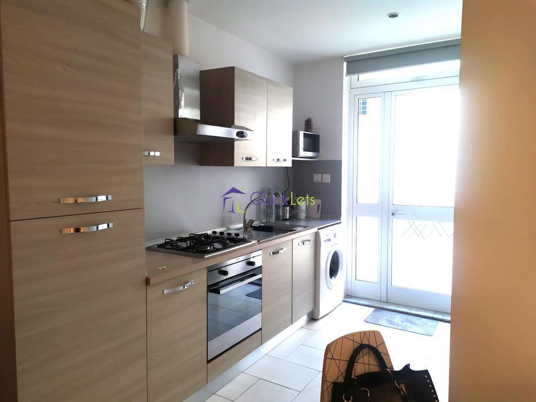 Studio Apartments in Swieqi - Image 2