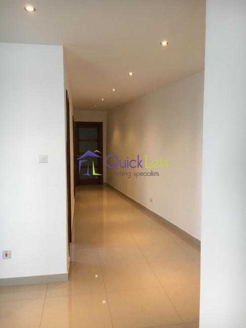 Apartments in Qawra - Image 3