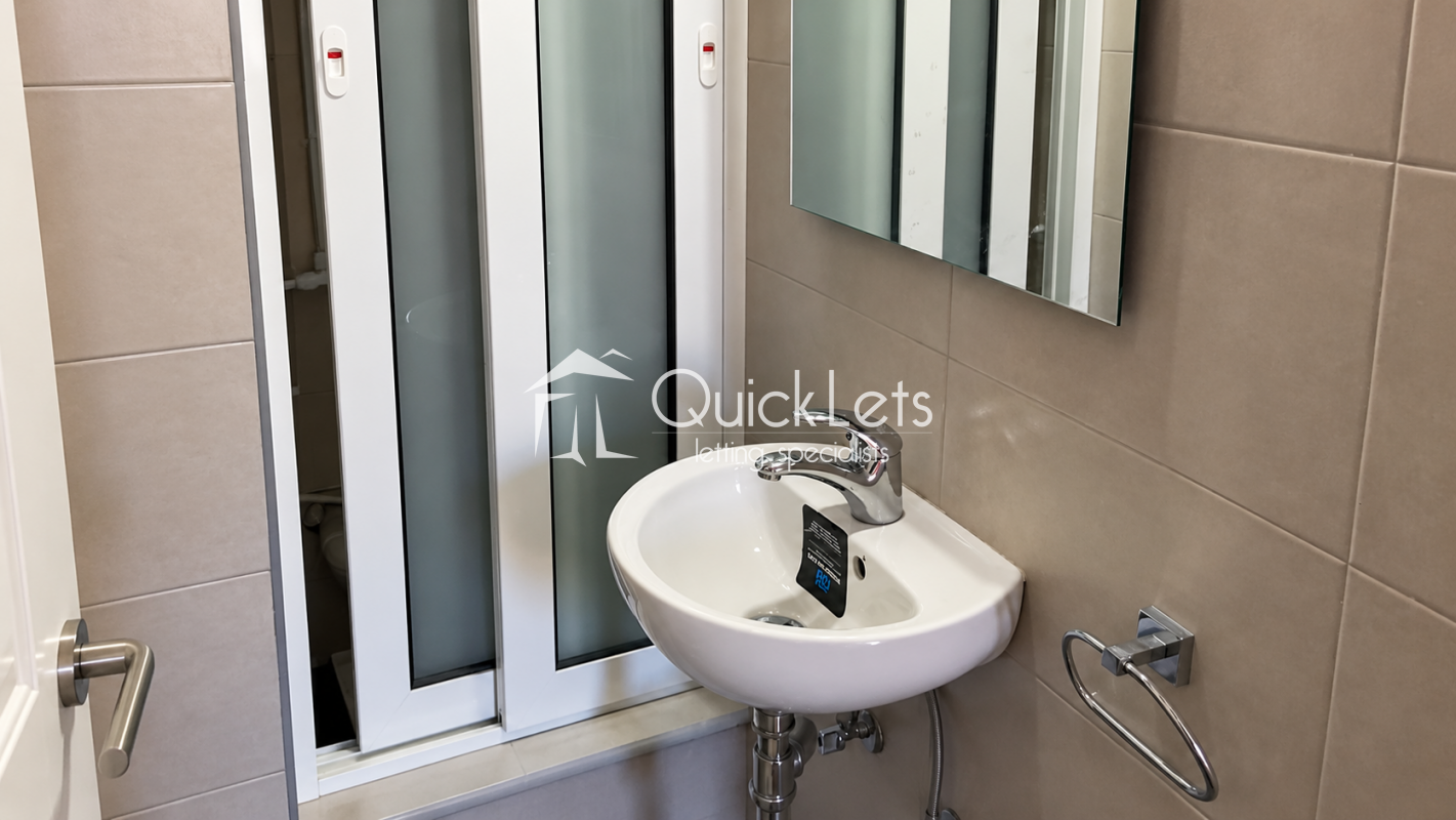Studio Apartments in Bugibba - Image 5