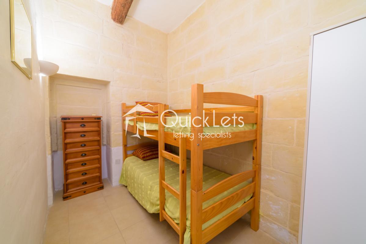 Farmhouses in Mosta - Image 5