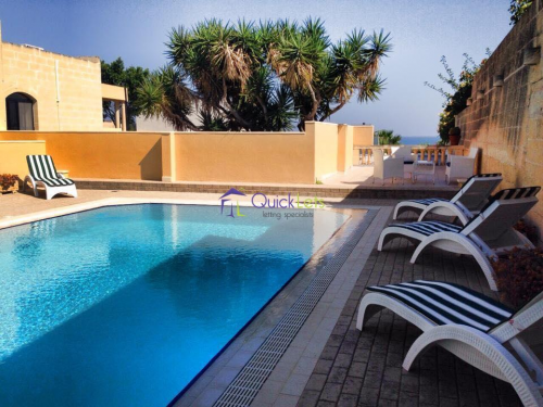 Property in Bahar ic-Caghaq