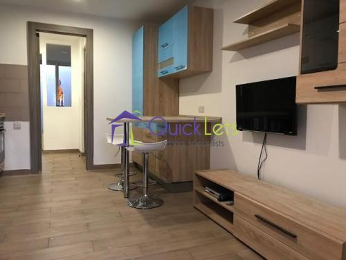 Studio Apartments in Pembroke - Image 2