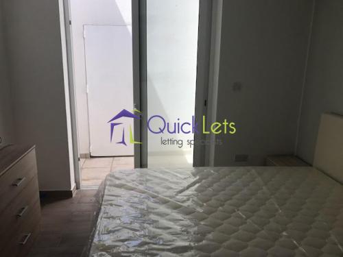 Studio Apartments in Pembroke - Image 3