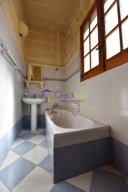 Farmhouses in Gozo - Xaghra - Image 2