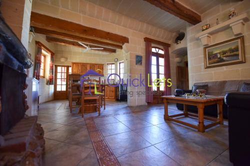 Farmhouses in Gozo - Xaghra - Image 4