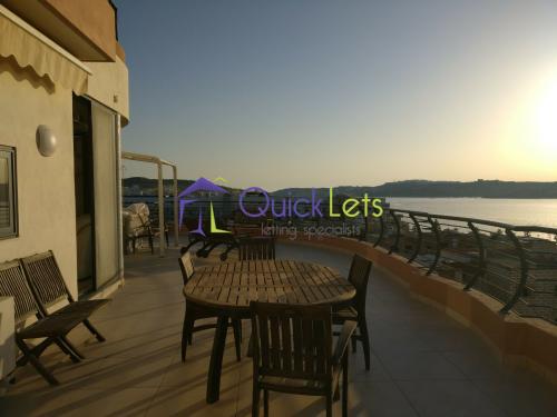 Property in Qawra