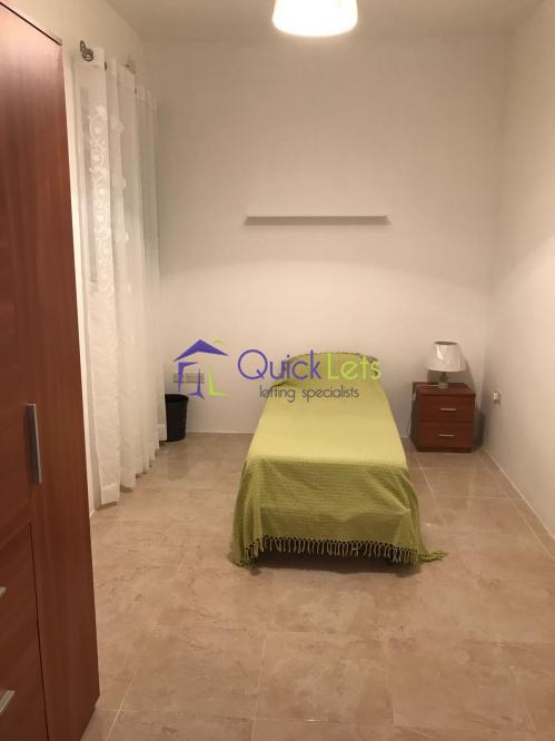 Apartments in Qawra - Image 4
