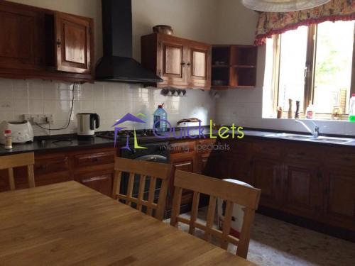 Maisonettes in Pembroke - Image 3
