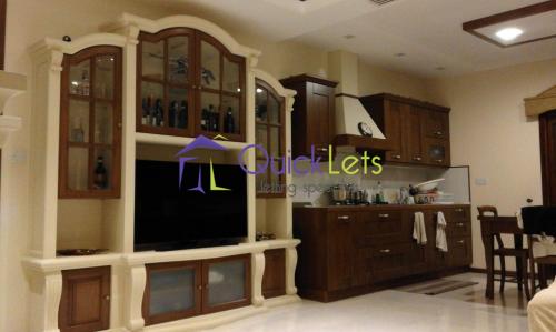 Property in Paola