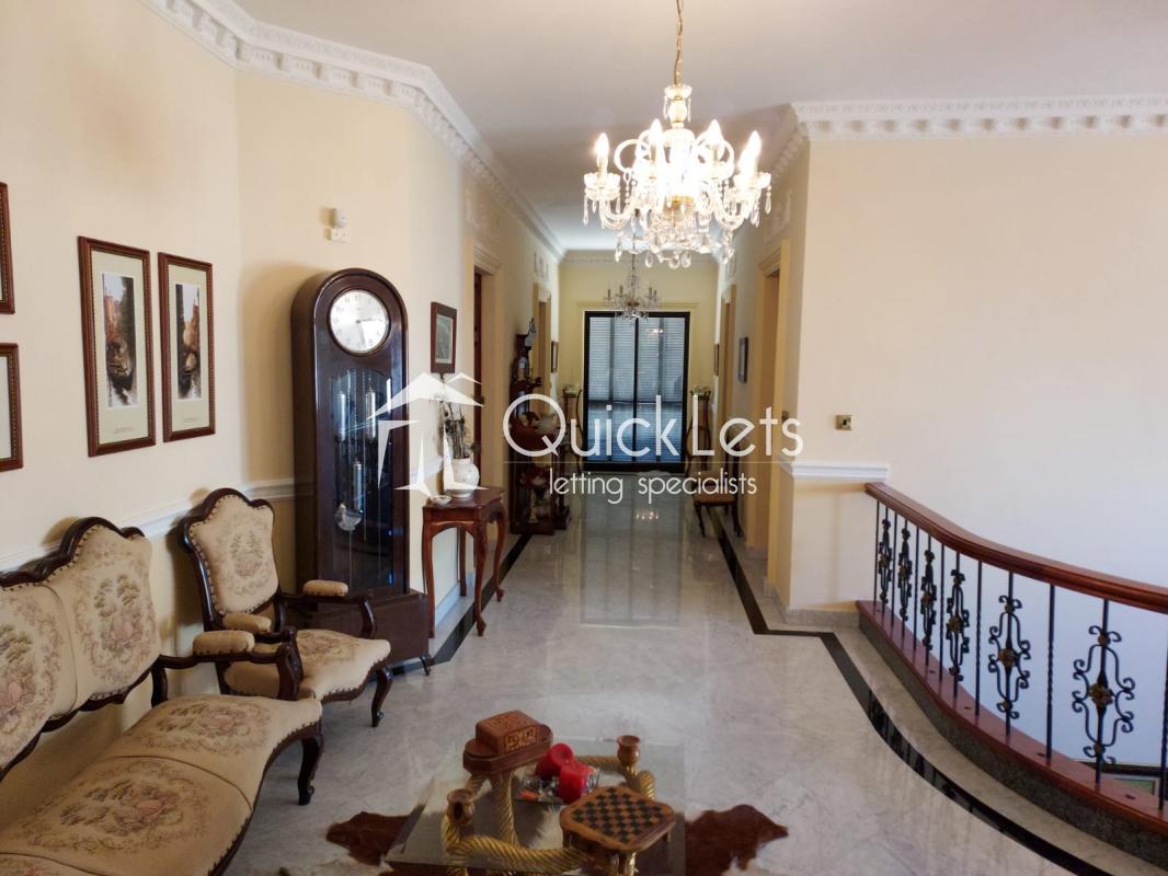 Detached Villa in Attard - Image 4