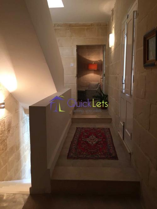 House of Character in Lija - Image 3