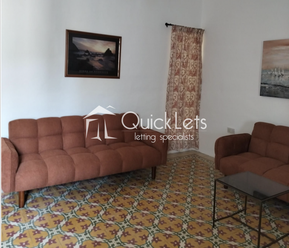 Property in Paola