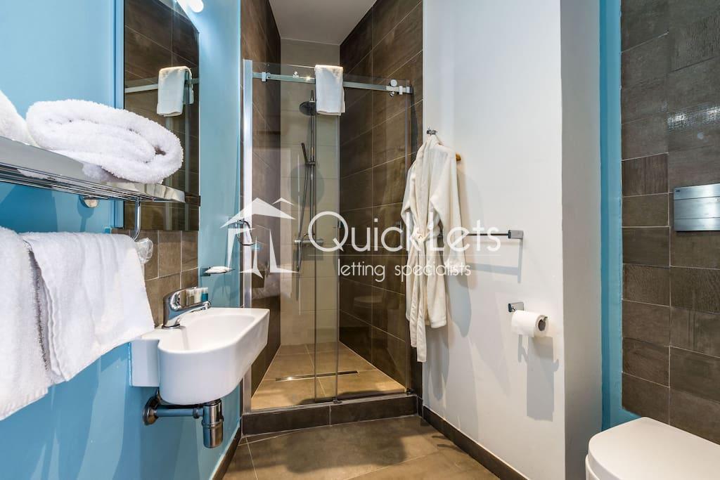 Detached Villa in Mellieha - Image 2