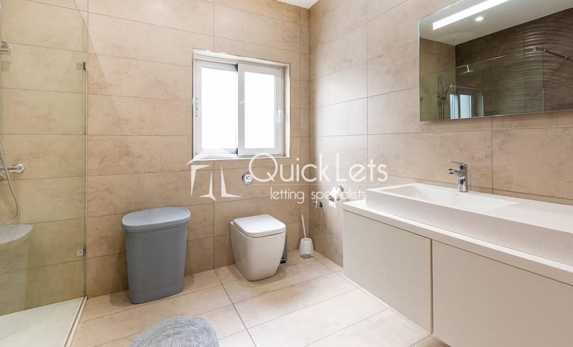 Apartments in Pieta - Image 6