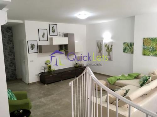 Property in Bahar ic-Caghaq