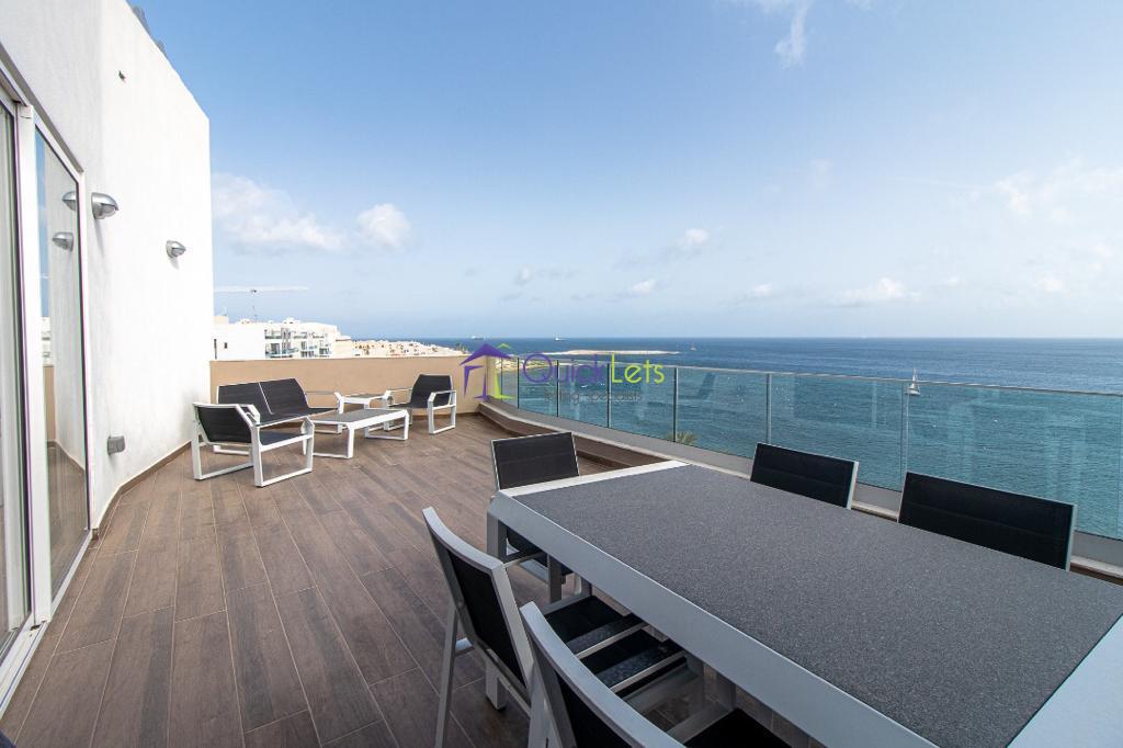 Property in Qawra
