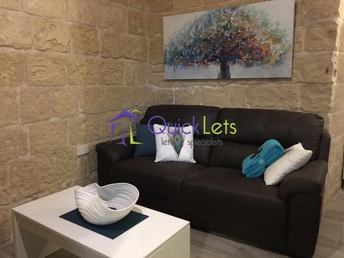 House of Character in Zebbug - Image 5