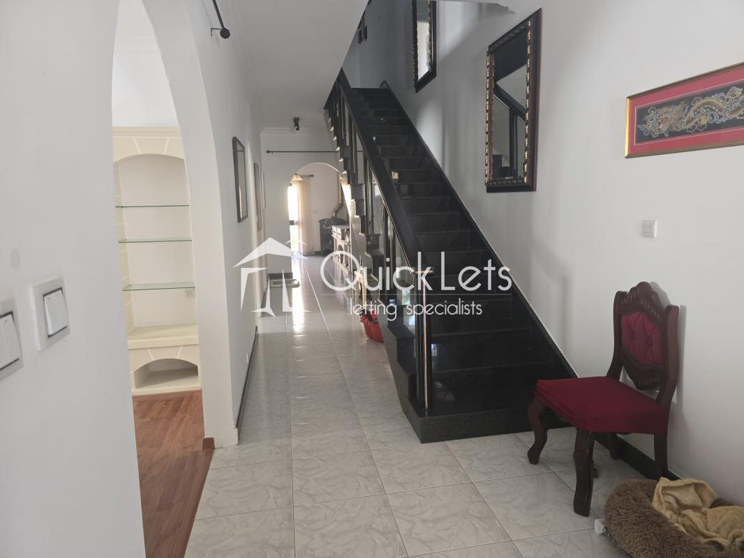 Semi Detached Villa  in Pembroke - Image 3