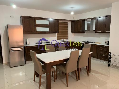Apartments in Marsaxlokk - Image 2