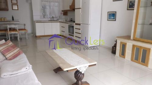 Property in Iklin