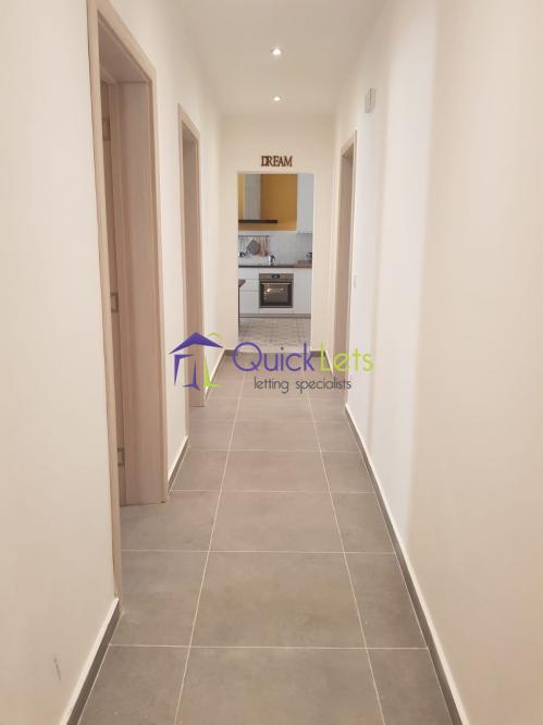 Apartments in Gzira - Image 3