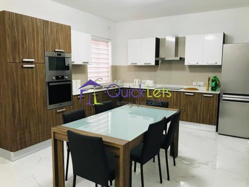 Property in Zebbug