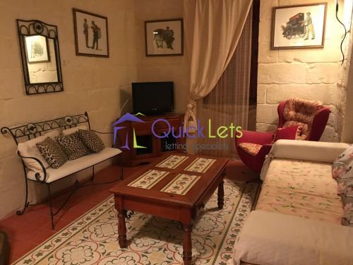 Townhouses in Gozo - San Lawrenz - Image 4