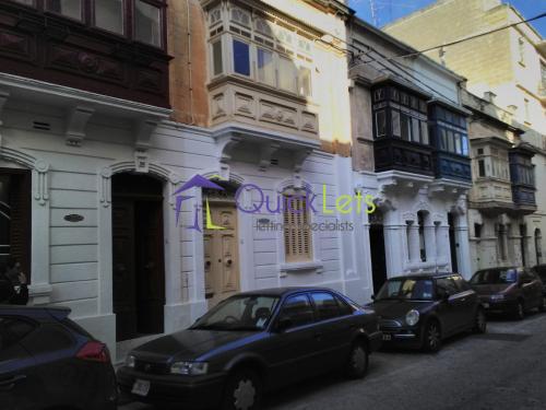 Townhouses in Sliema - Image 5