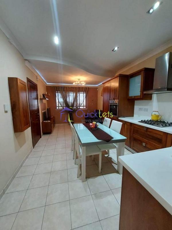 Property in Fgura