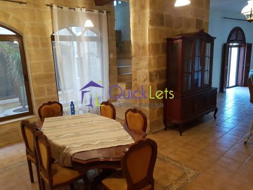 Farmhouses in Zurrieq - Image 5