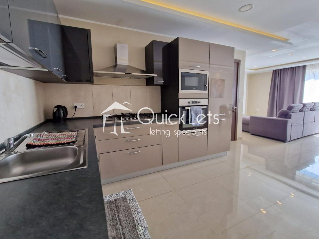 Property in Zebbug