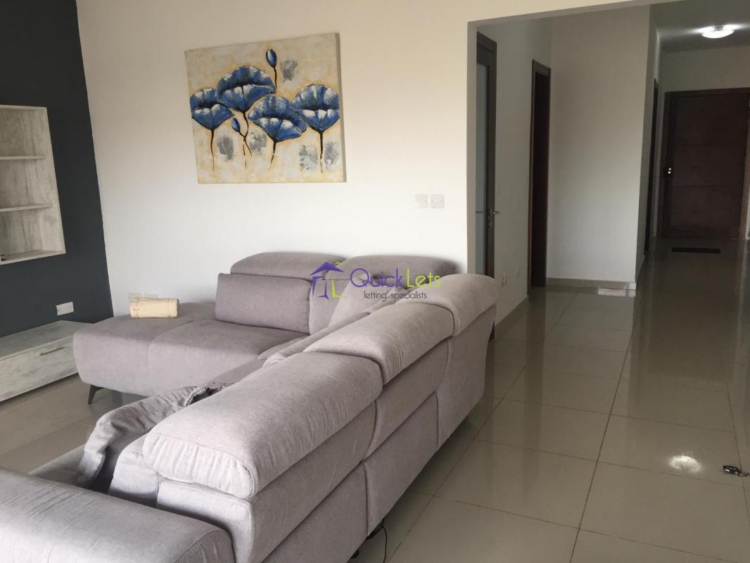 Apartments in Xemxija - Image 2