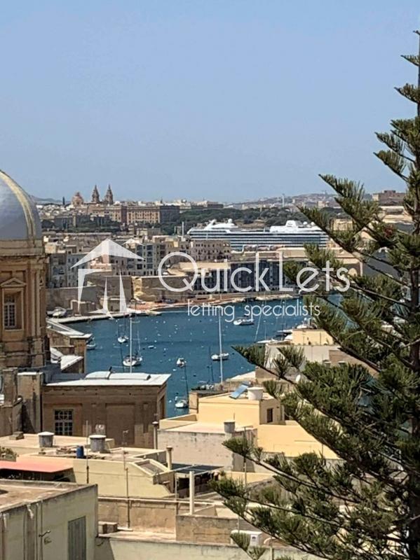 Property in Kalkara