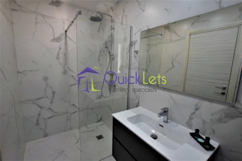 Rooms in St. Paul's Bay - Image 3