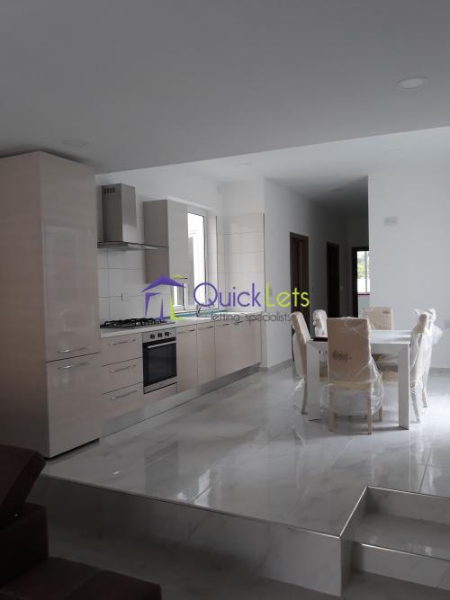 Property in Kalkara